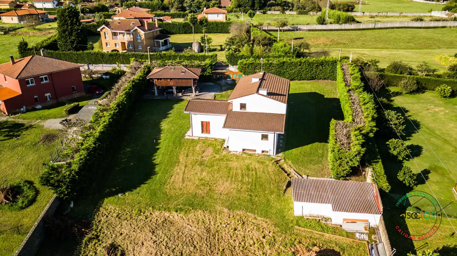 Jardí de Casa o xalet en venda en Villaviciosa amb Jardí privat i Traster