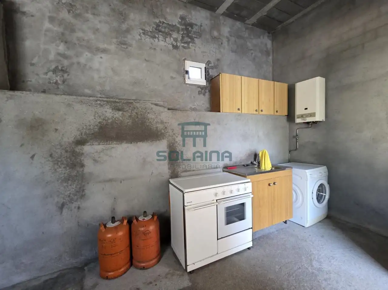 Cocina de Casa o chalet en venta en A Merca   con Calefacción, Jardín privado y Terraza