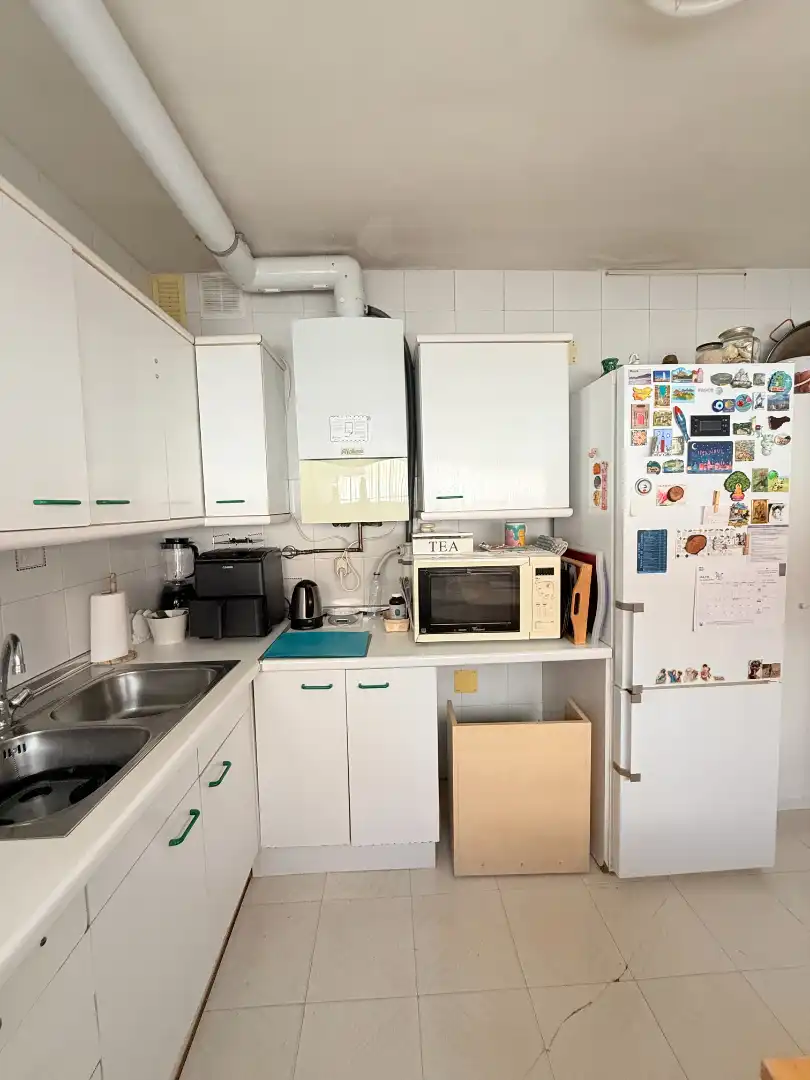 Cocina de Casa adosada en venta en San Sebastián de los Reyes con Aire acondicionado, Calefacción y Jardín privado
