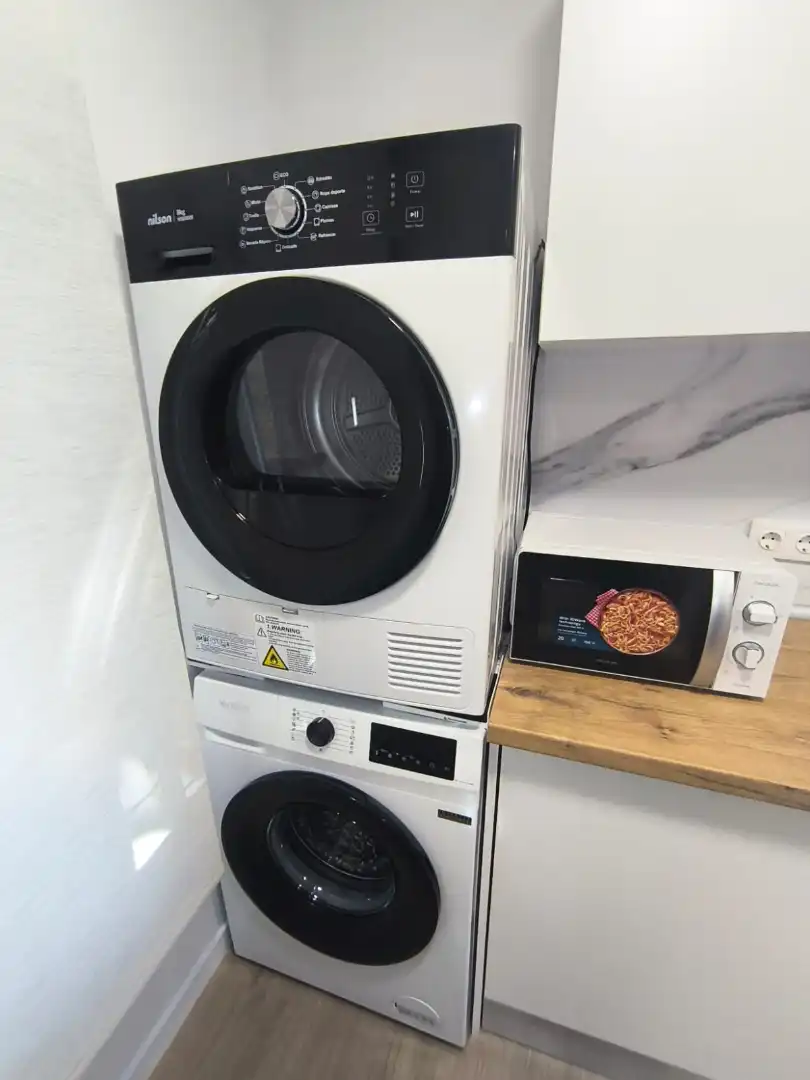 Kitchen of Flat for share in Madrid  with Heating, Furnished and Washing machine