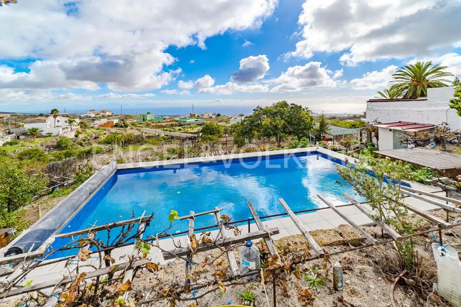 Exterior view of Houses for sale in Granadilla de Abona  with Terrace, Swimming Pool and Furnished