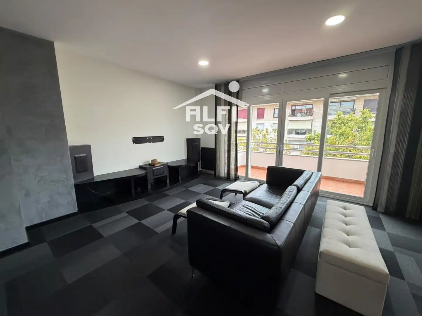 Flat with lift to rent in Montserrat Roig, imagen 3