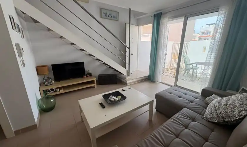 Wohnzimmer von Einfamilien-Reihenhaus zum Verkauf in Carboneras mit Klimaanlage, Terrasse und Abstellraum