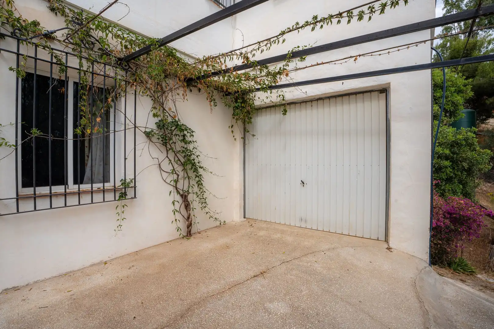 Parkplatz von Country house zum Verkauf in Málaga mit Terrasse und Balkon