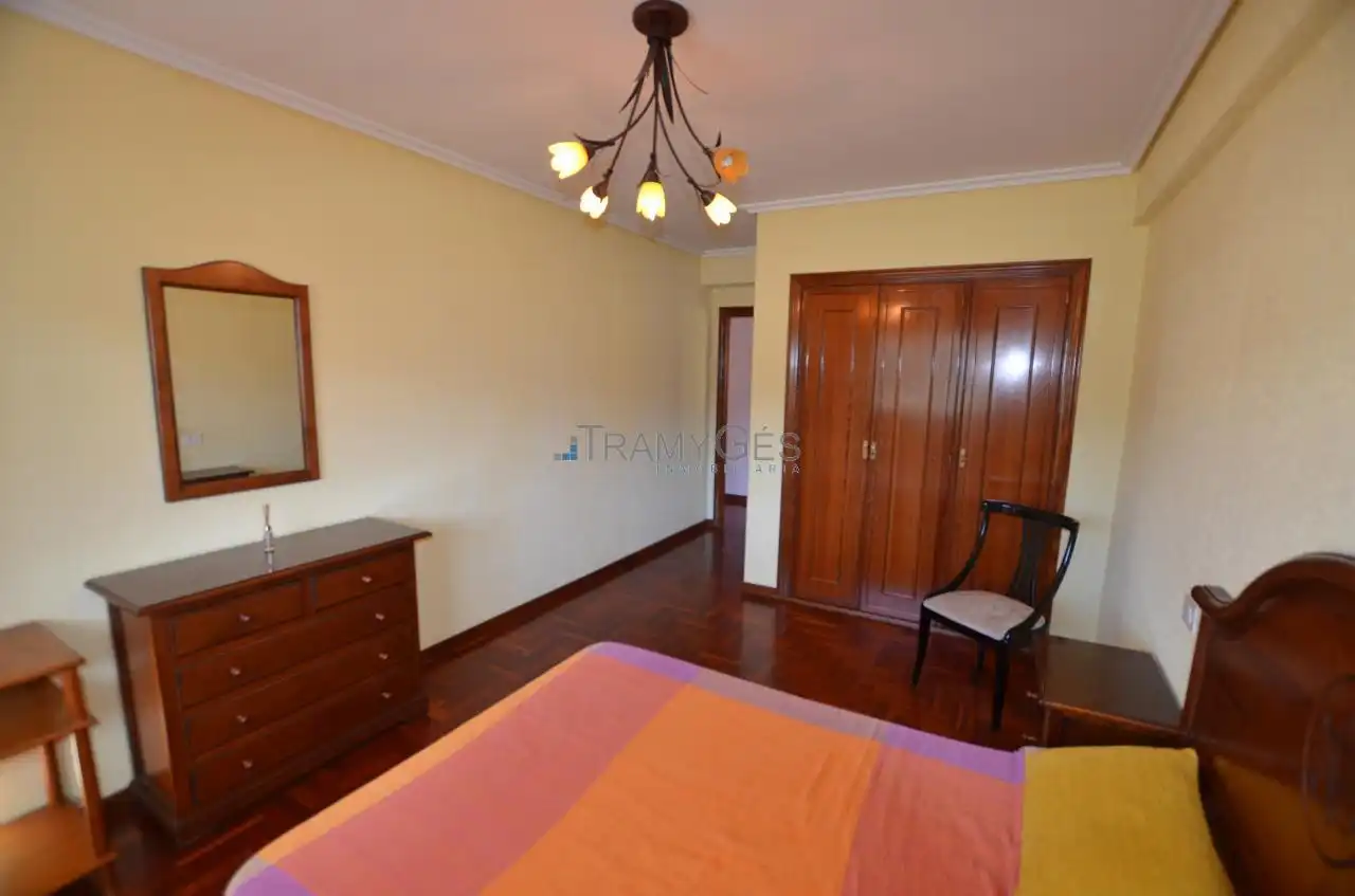 Bedroom of Flat for sale in Tui  with Heating, Parquet flooring and Balcony