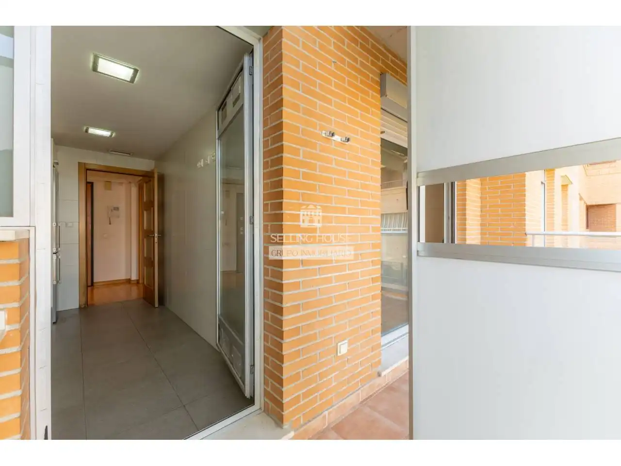 Wohnung zum Verkauf in Valencia mit Klimaanlage, Heizung und Parkett