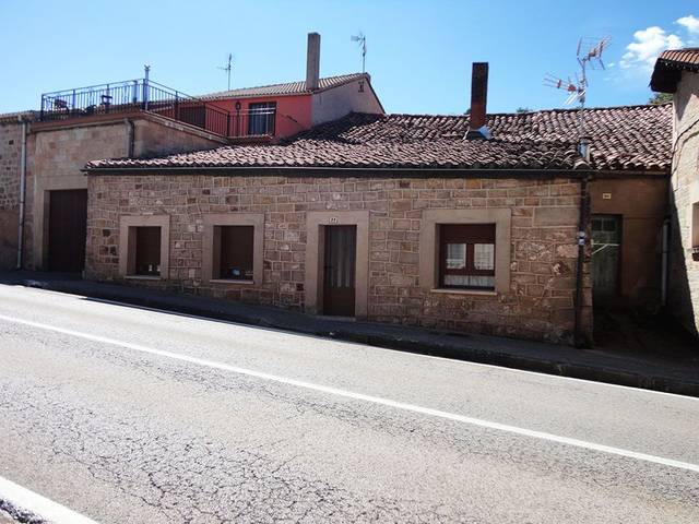 Casa-chalet en Venta en Cruz, 25 en Castrillo de la Reina