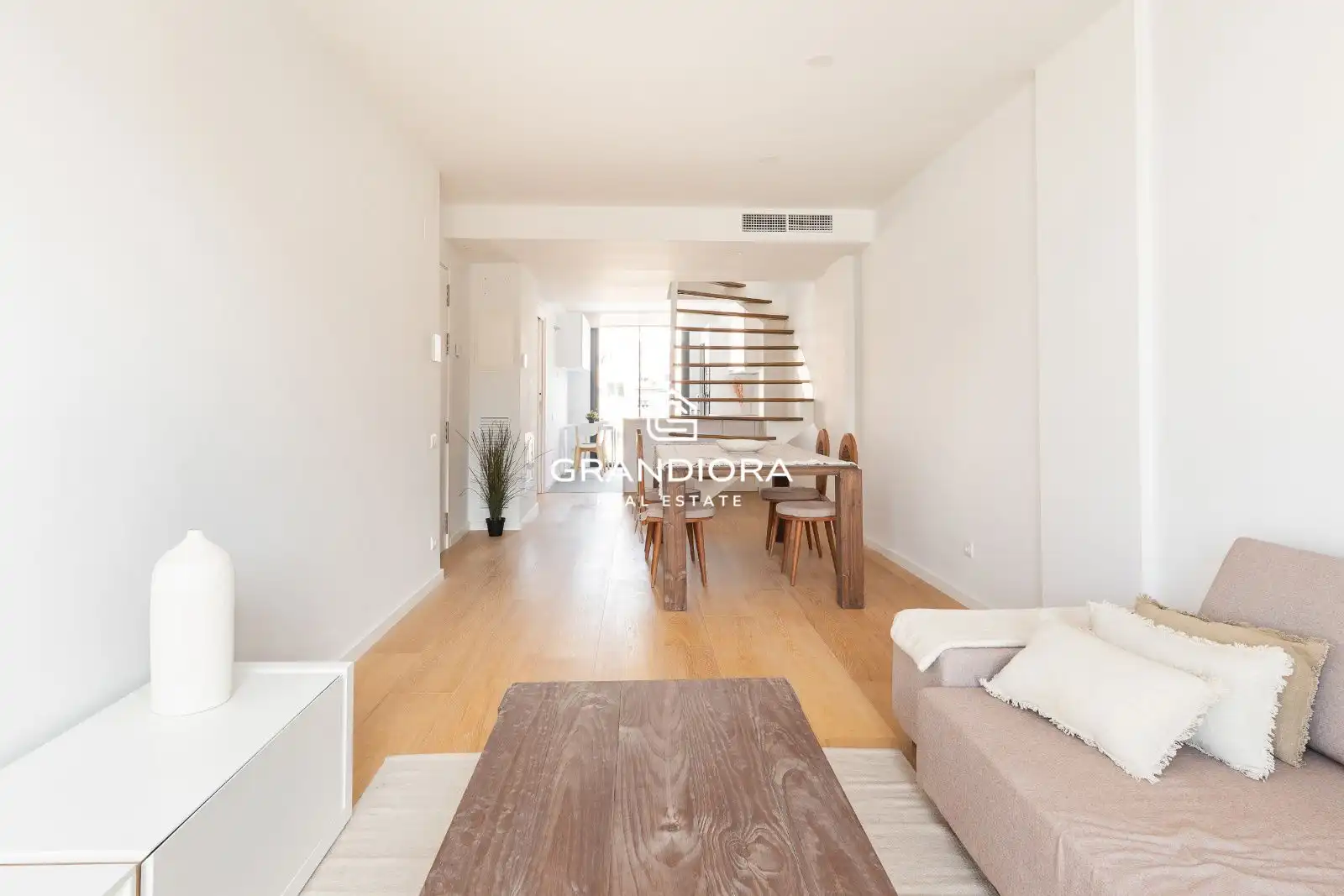Penthouse mit Pool zum Verkauf in Calle de les Carolines 25, imagen 3