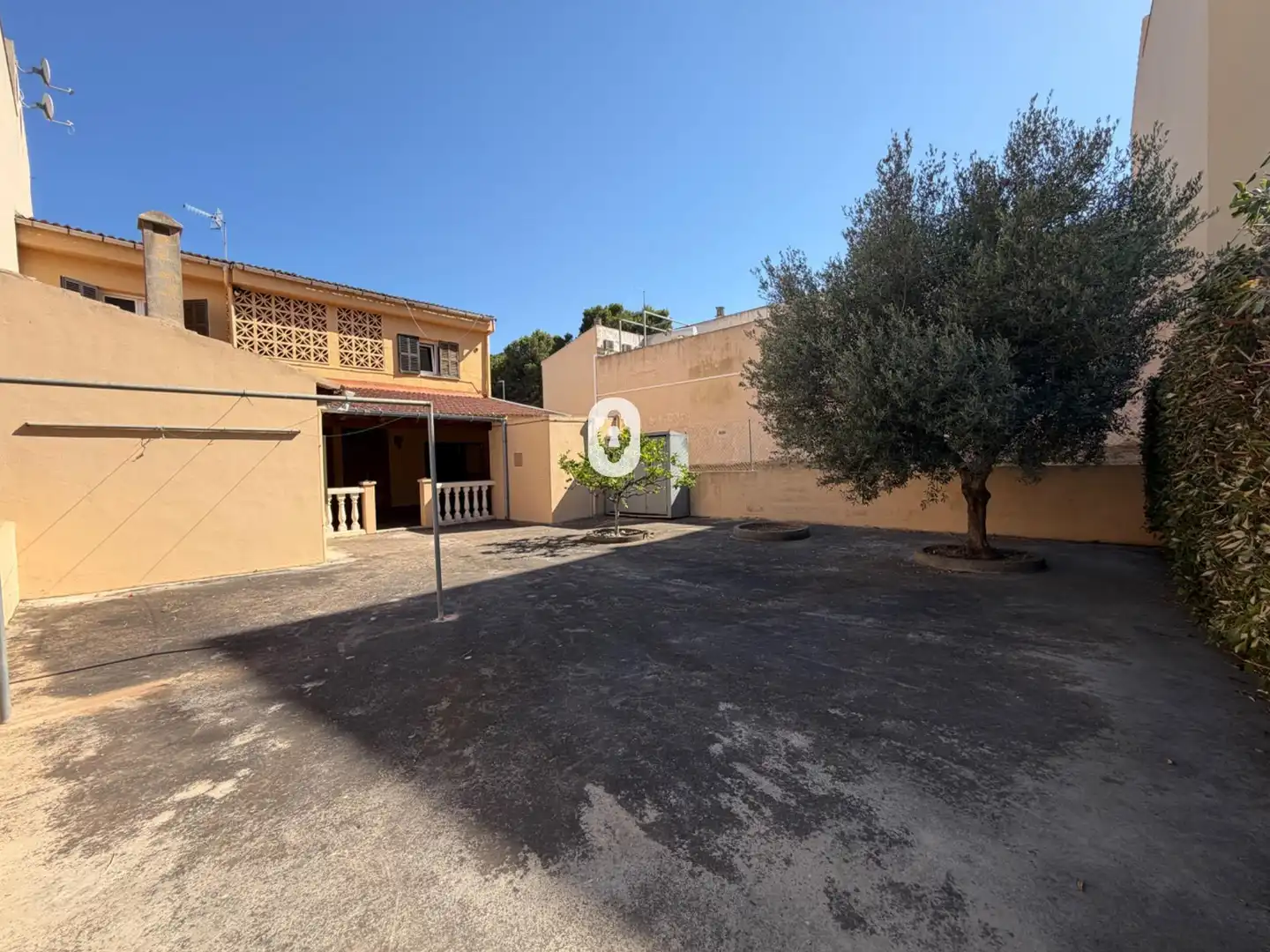Außenansicht von Einfamilien-Reihenhaus zum Verkauf in Son Servera mit Heizung, Privatgarten und Terrasse