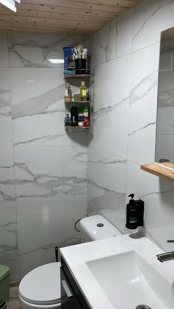Baño de Local de alquiler en Antequera con Aire acondicionado y Amueblado