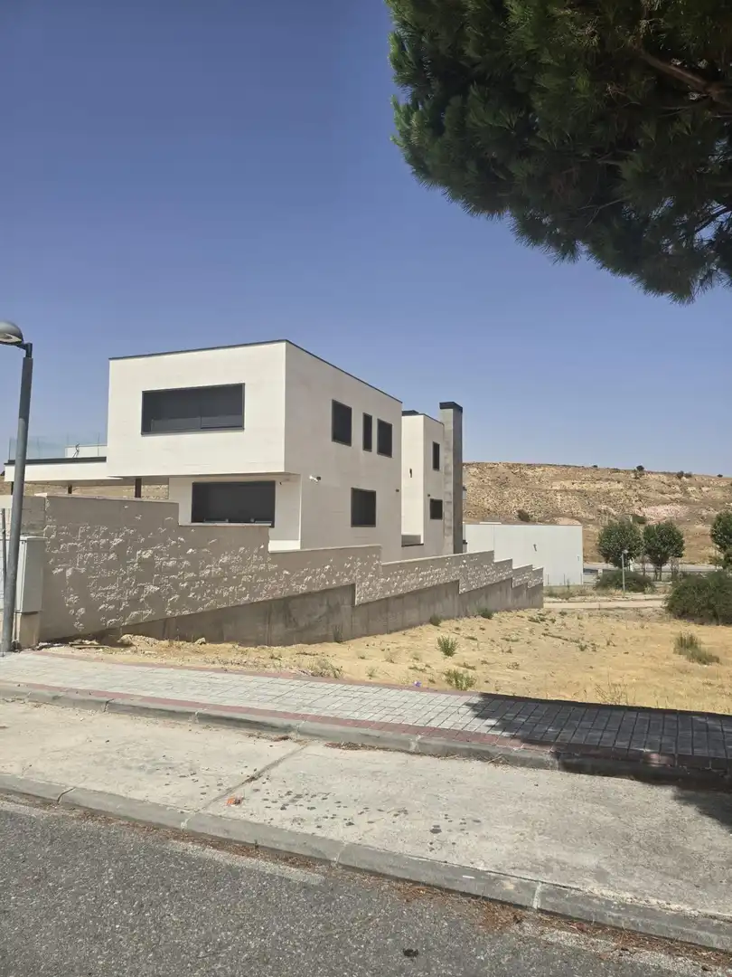 Terreny residencial en venda a La Lastrilla, imagen 9