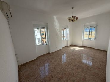 Pis amb ascensor en venda a Calle ALCALDE SANZ NOGUER
