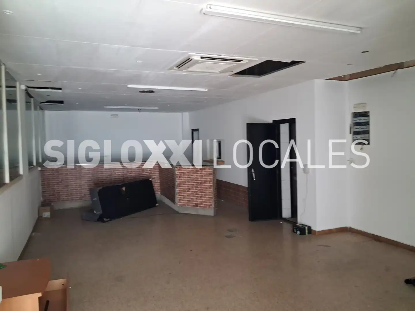 Local de lloguer en L'Hospitalet de Llobregat