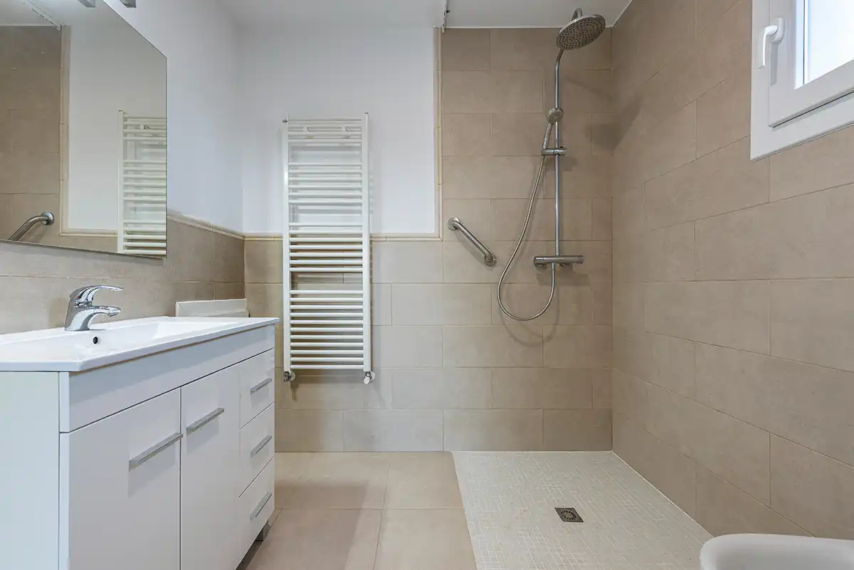 Bathroom of Houses for sale in Sant Pere de Ribes  with Heating, Terrace and Swimming Pool