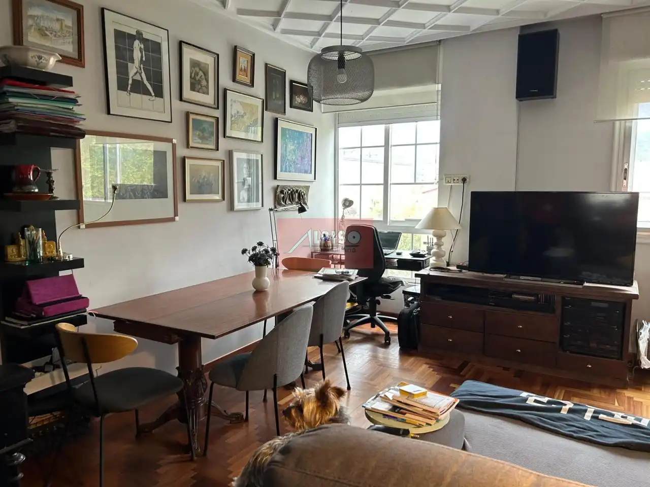 Sala d'estar de Pis en venda en Ourense Capital  amb Calefacció, Parquet i Traster