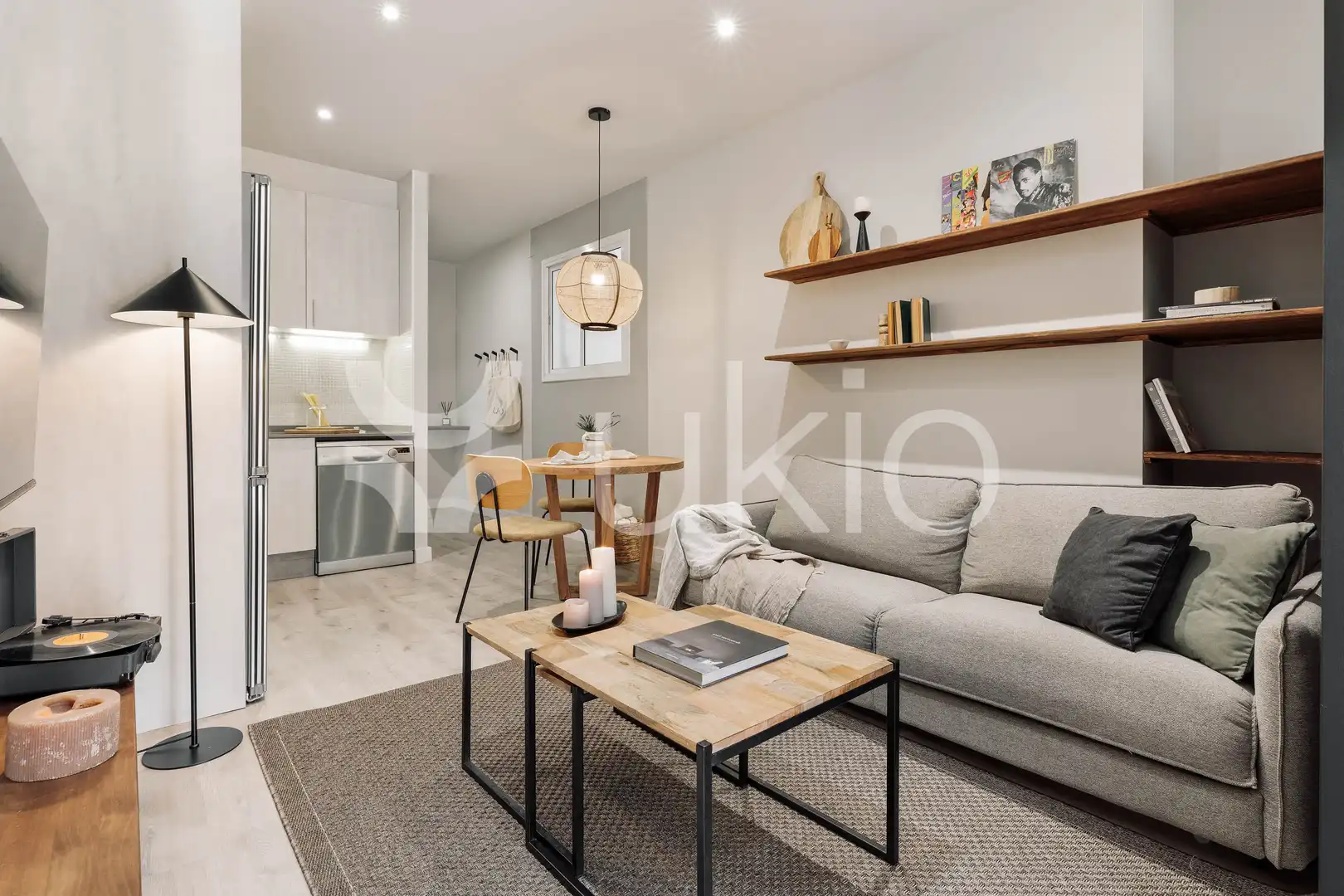 Study for rent in Carrer del Comte Borrell, La Nova Esquerra de l'Eixample