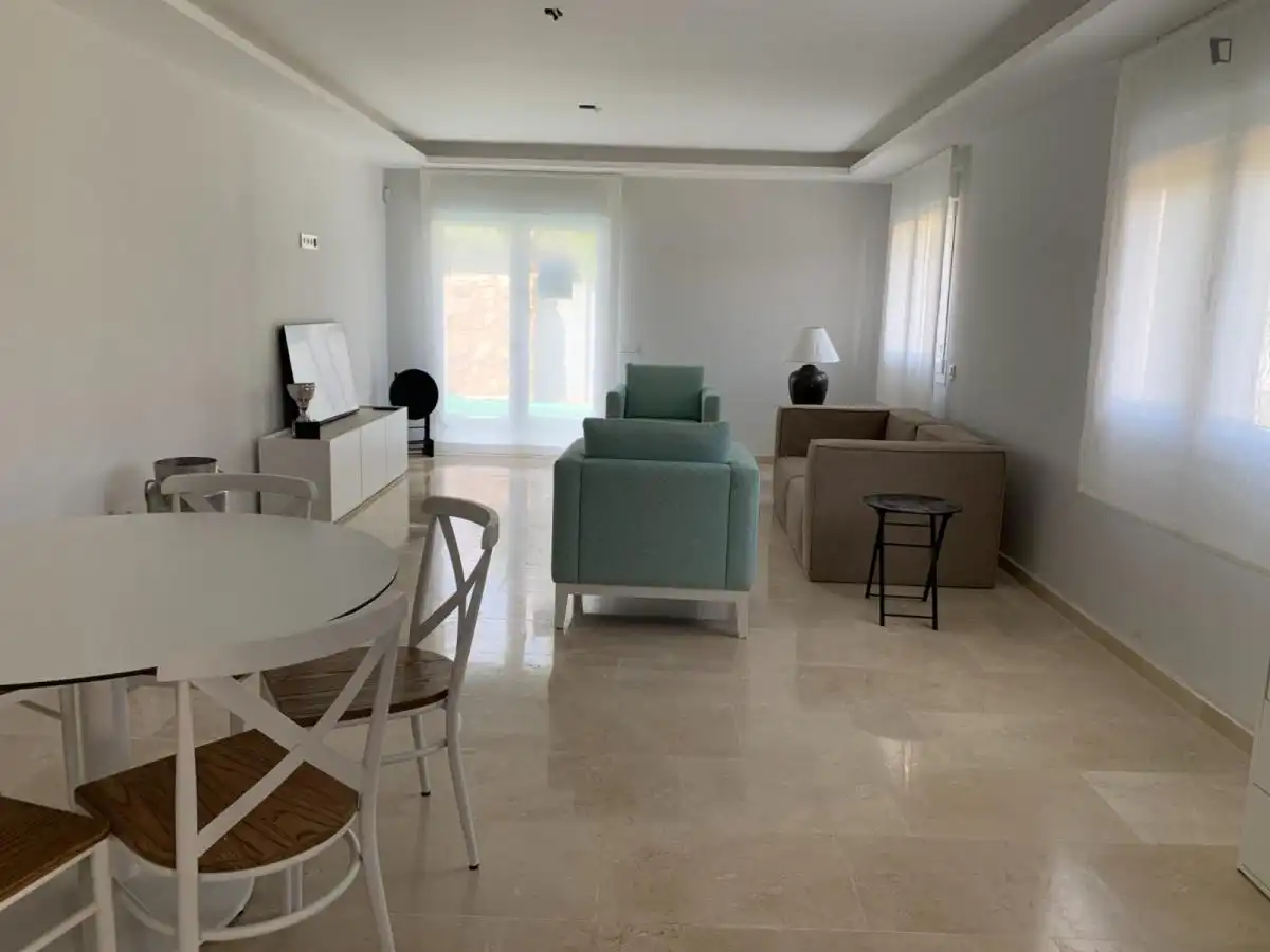 Habitación en Zona Carretera del Plantío