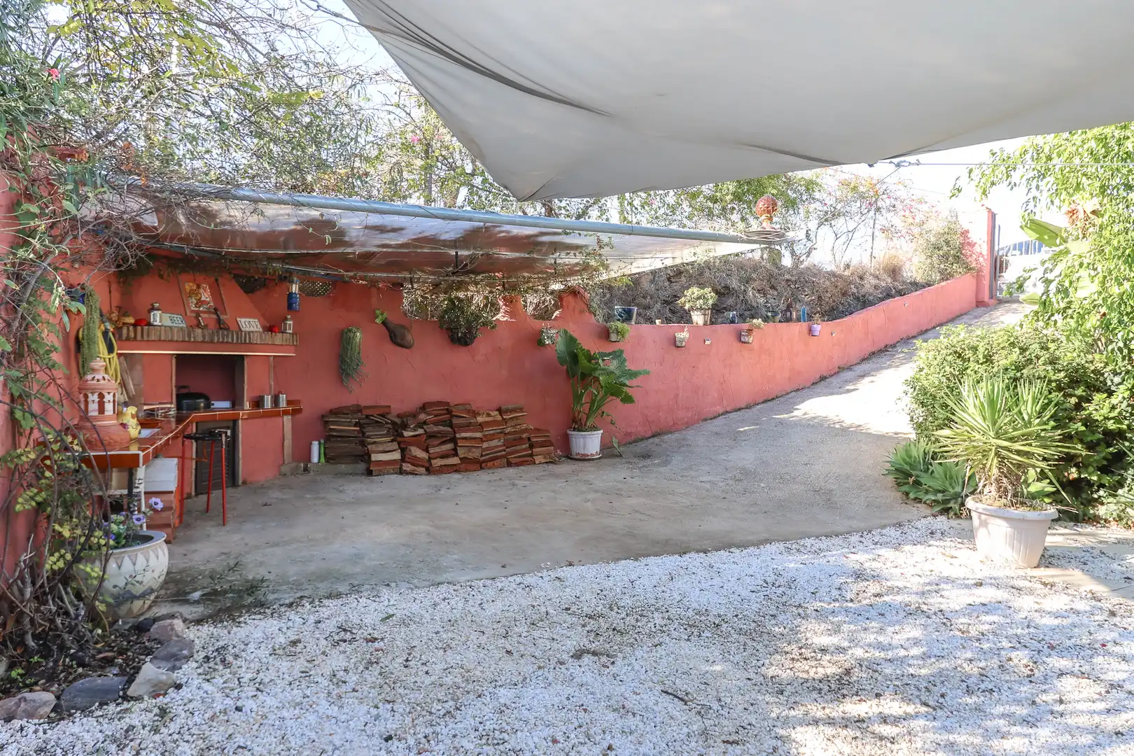 Houses for sale in Calle Luna, Monda