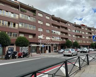 Vista exterior de Pis de lloguer en Segovia Capital amb Calefacció i Terrassa