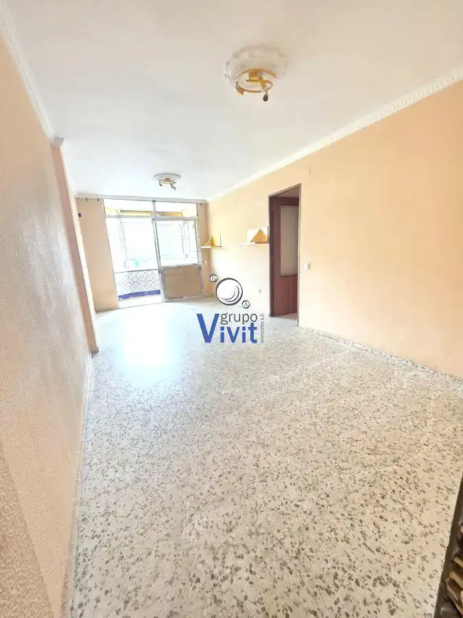Sala d'estar de Pis en venda en Alcalá de Guadaira amb Terrassa