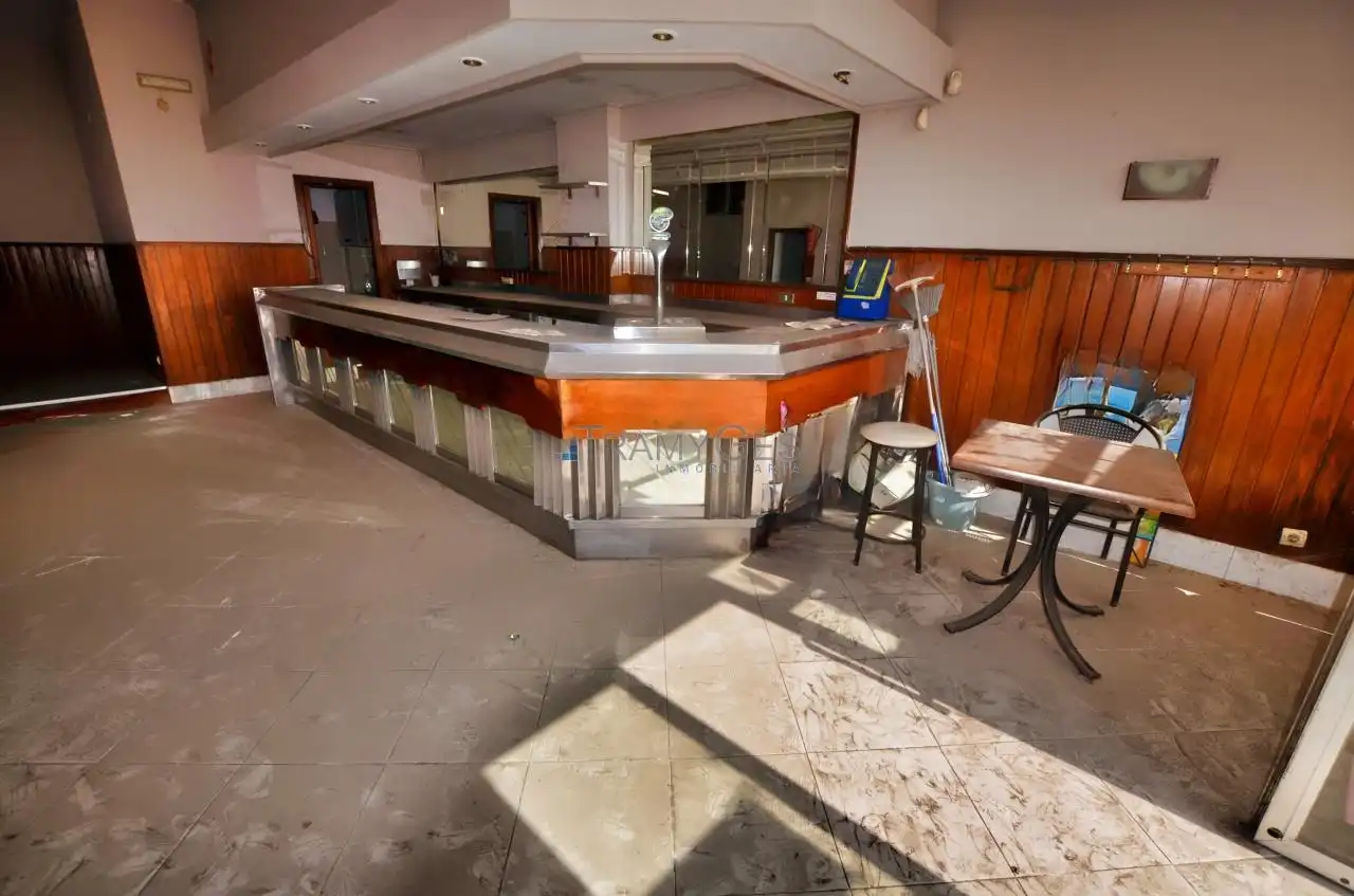 Business premises for sale in AVENIDA PORTUGAL