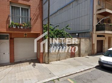 Terreny residencial en venda a Carrer Oliva 87