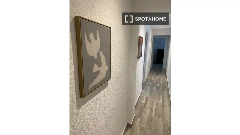 Apartments for share in Valencia  with Air Conditioner, Terrace and Furnished