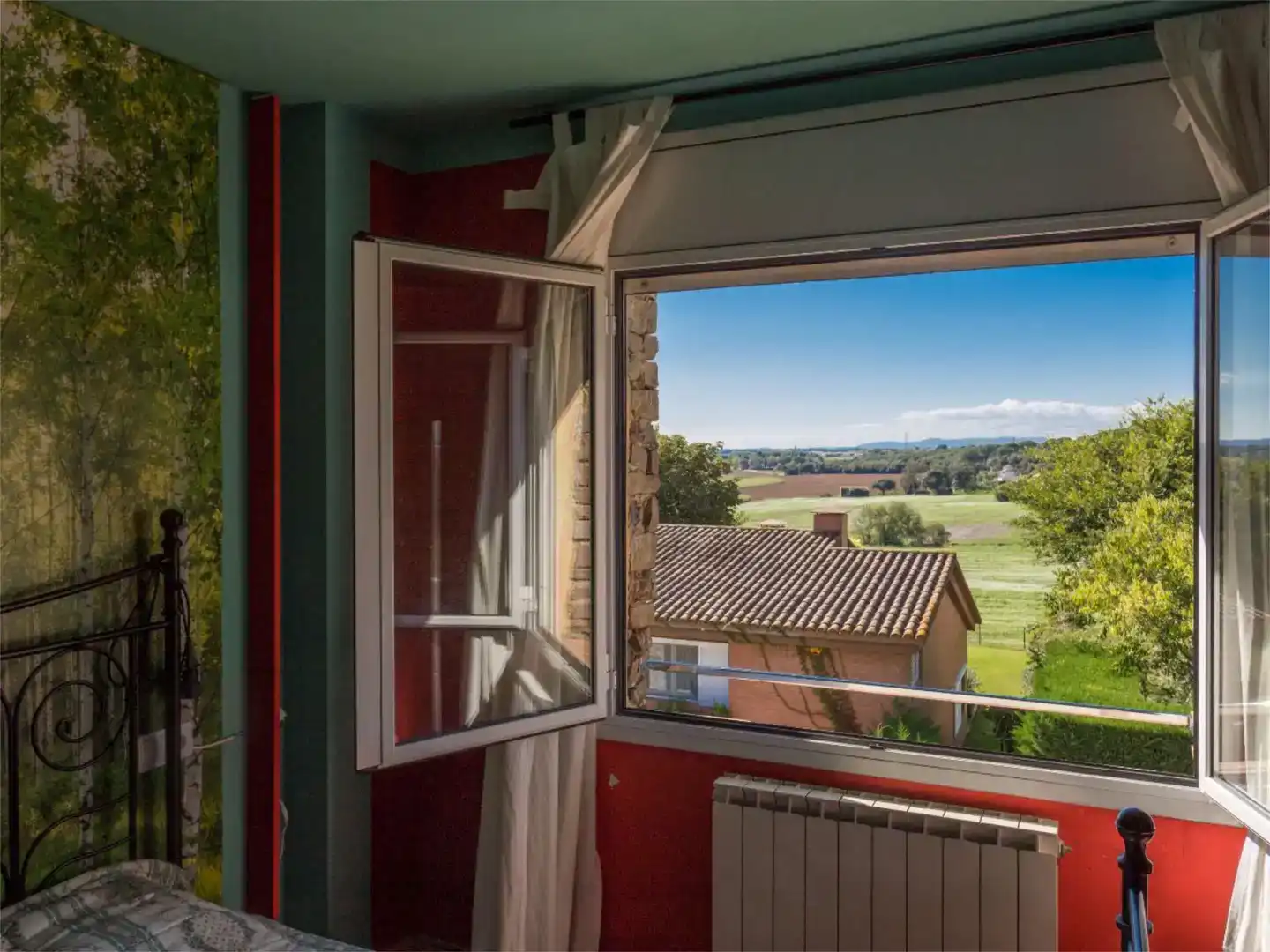 Schlafzimmer von Wohnung zur Miete in Girona Capital mit Balkon