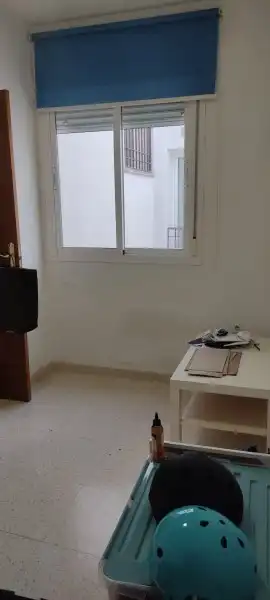 Dormitori de Pis de lloguer en Lucena amb Moblat