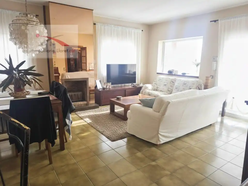 Casa con giardino in vendita a Mas Baell - Can Carbó
