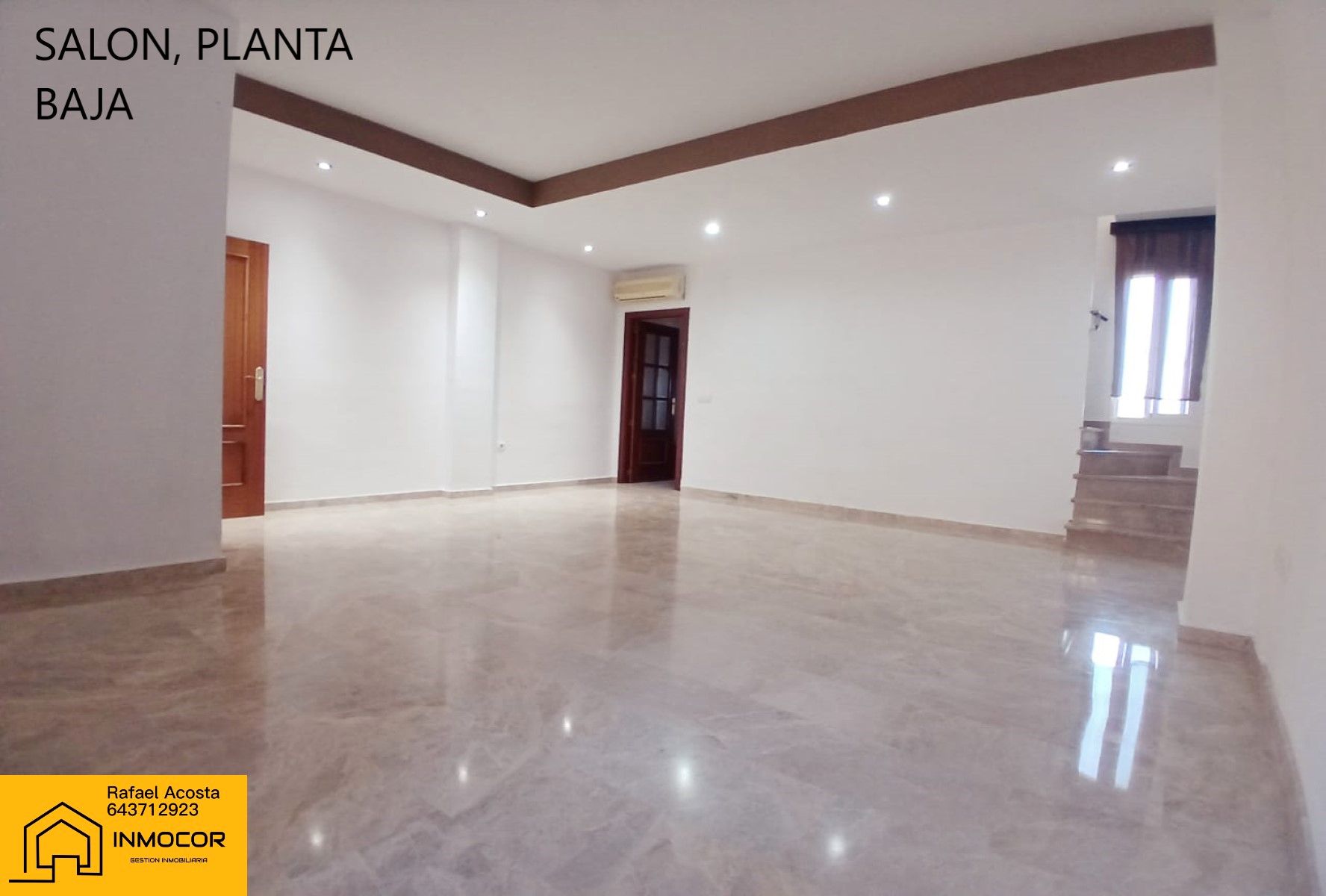 Casa adosada en venda en Guadalcázar amb Traster i Piscina comunitària