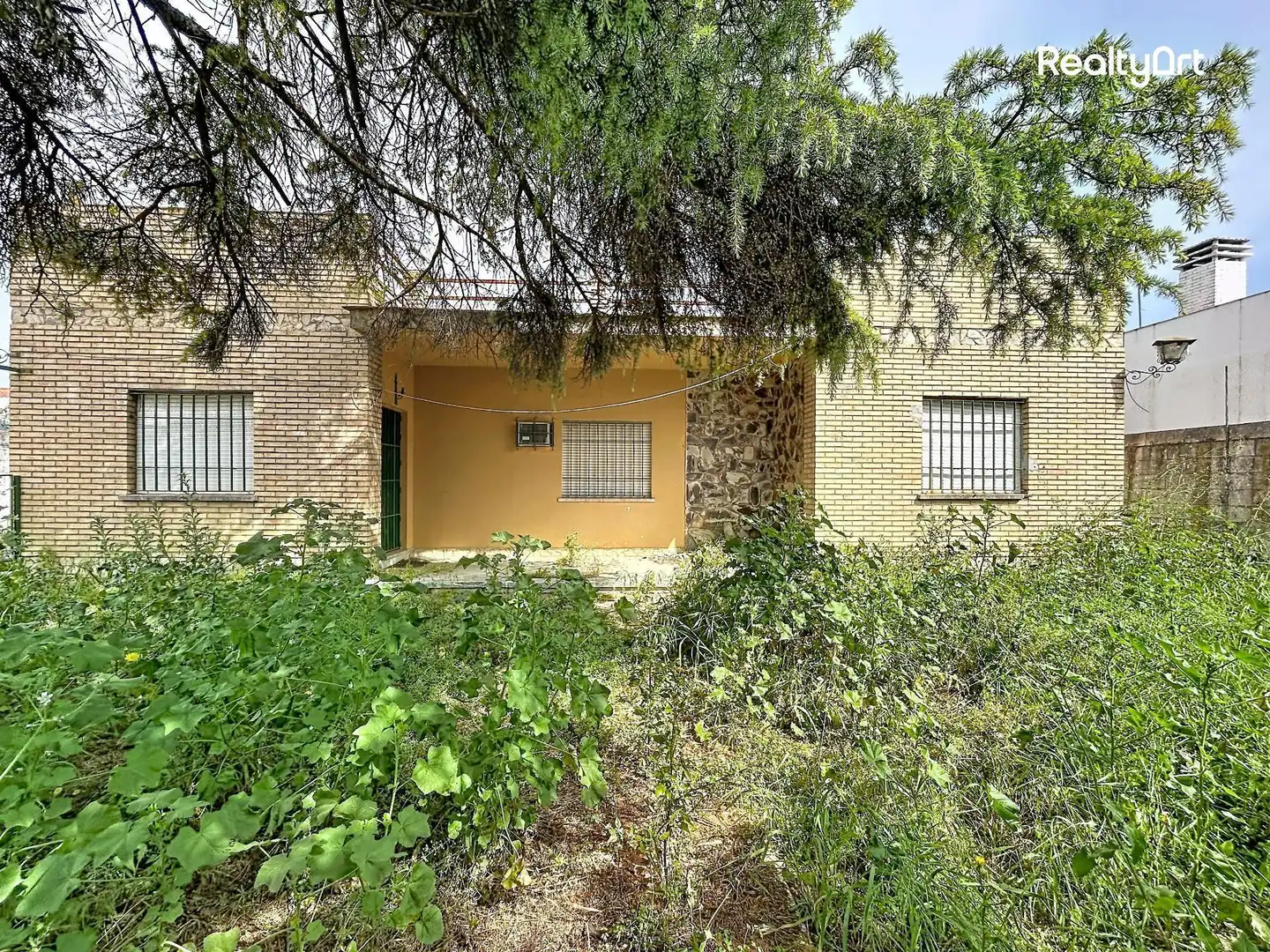 Außenansicht von Residential zum Verkauf in Valencina de la Concepción