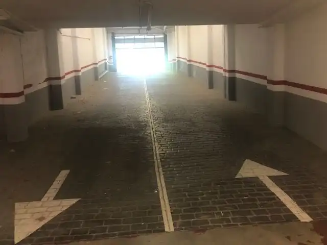 Parking de Garaje de alquiler en Paterna