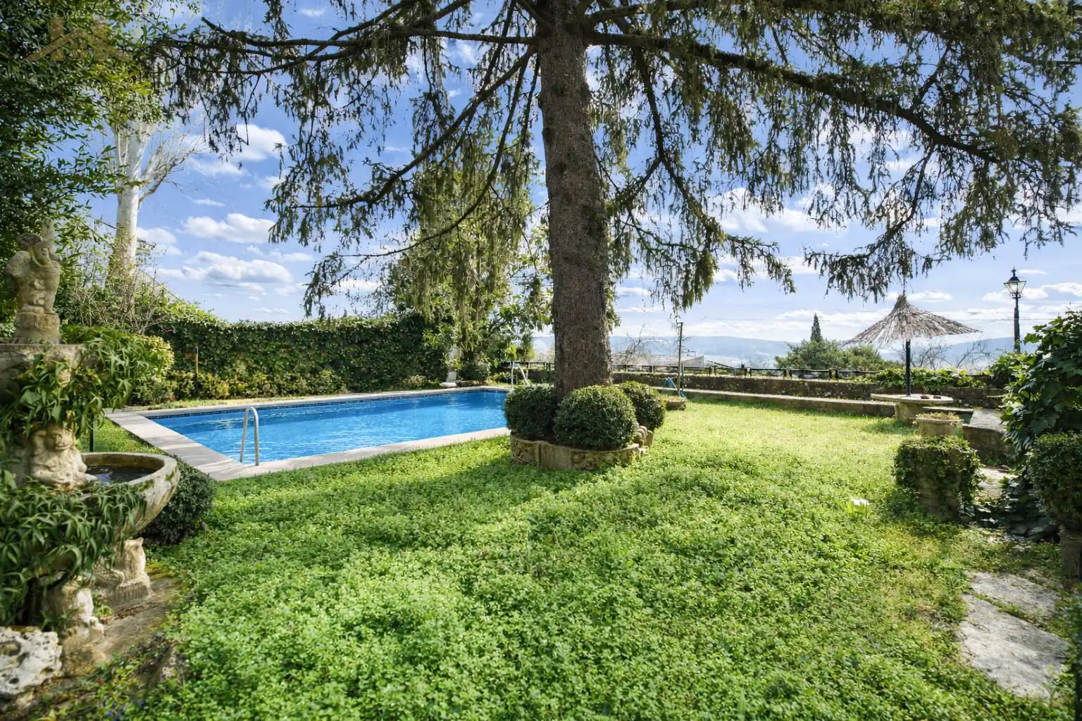 Piscina de Casa o xalet en venda en Miraflores de la Sierra amb Calefacció, Traster i Piscina