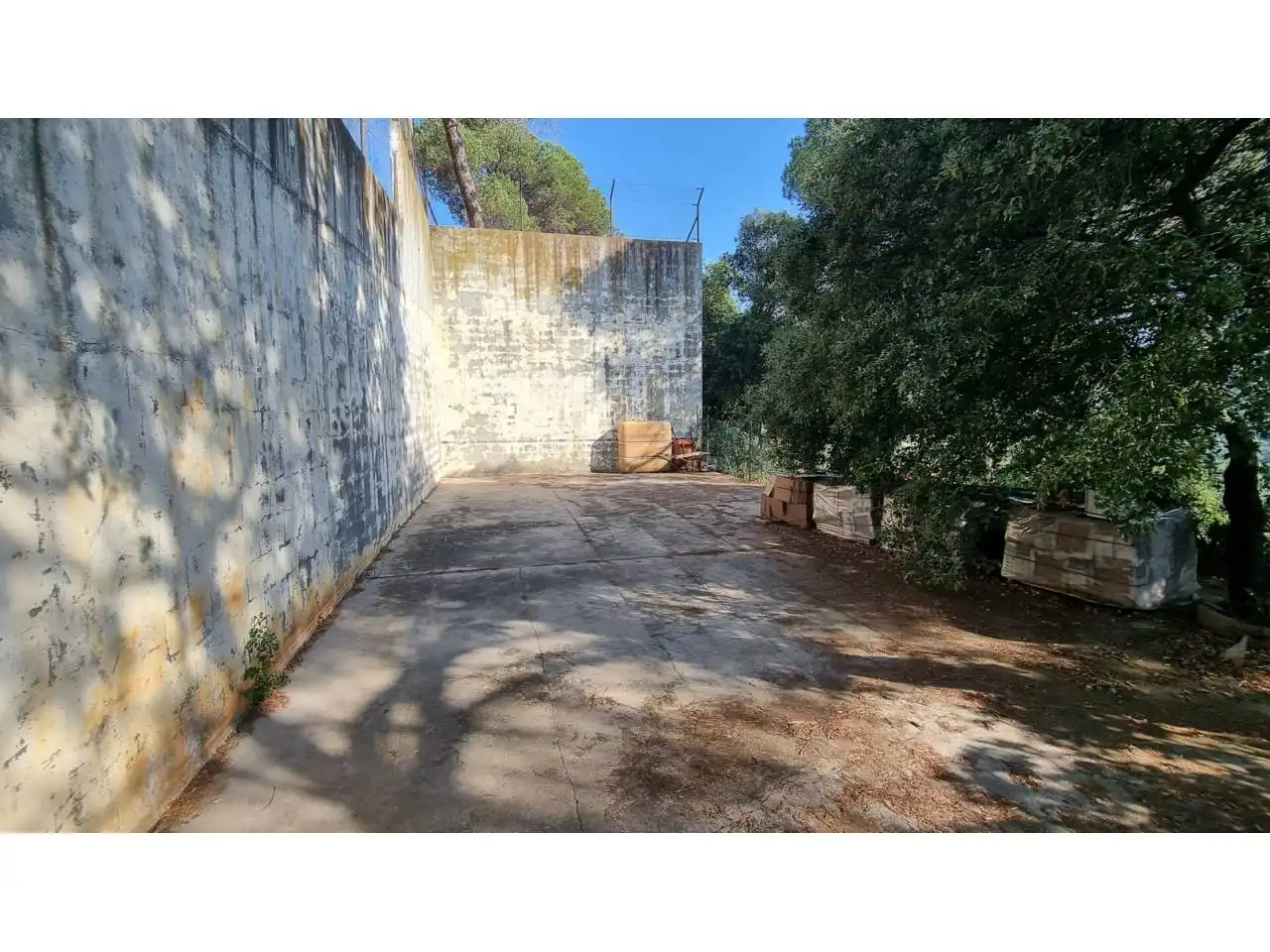 Houses for sale in Calle Lleida, Vallromanes