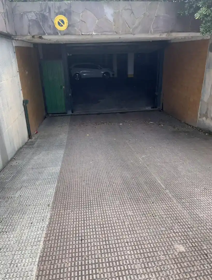 Parking of Garage for sale in Algorta