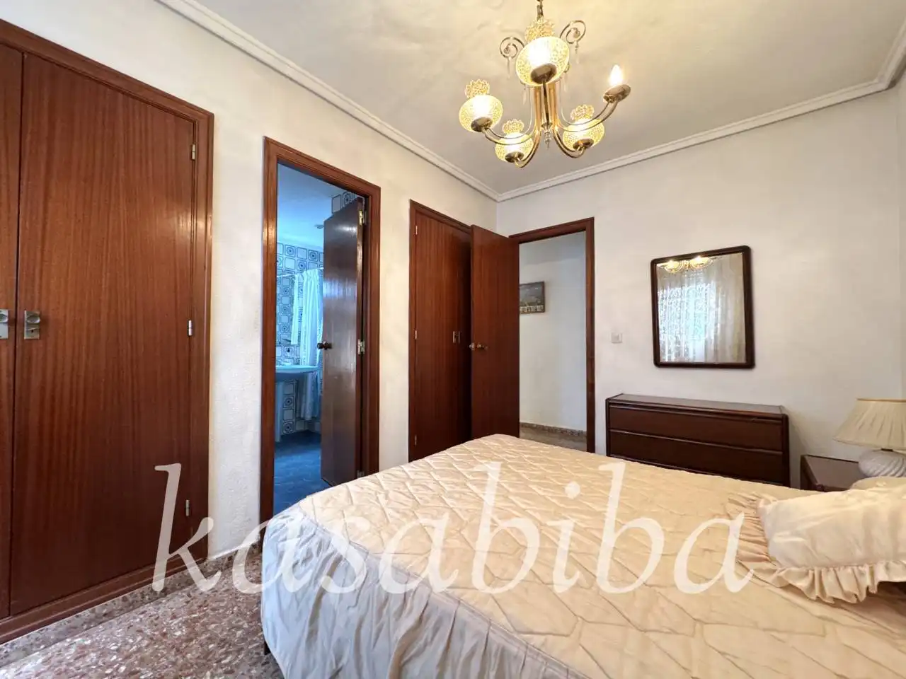 Habitación de Piso en venta en Valencia con Balcón