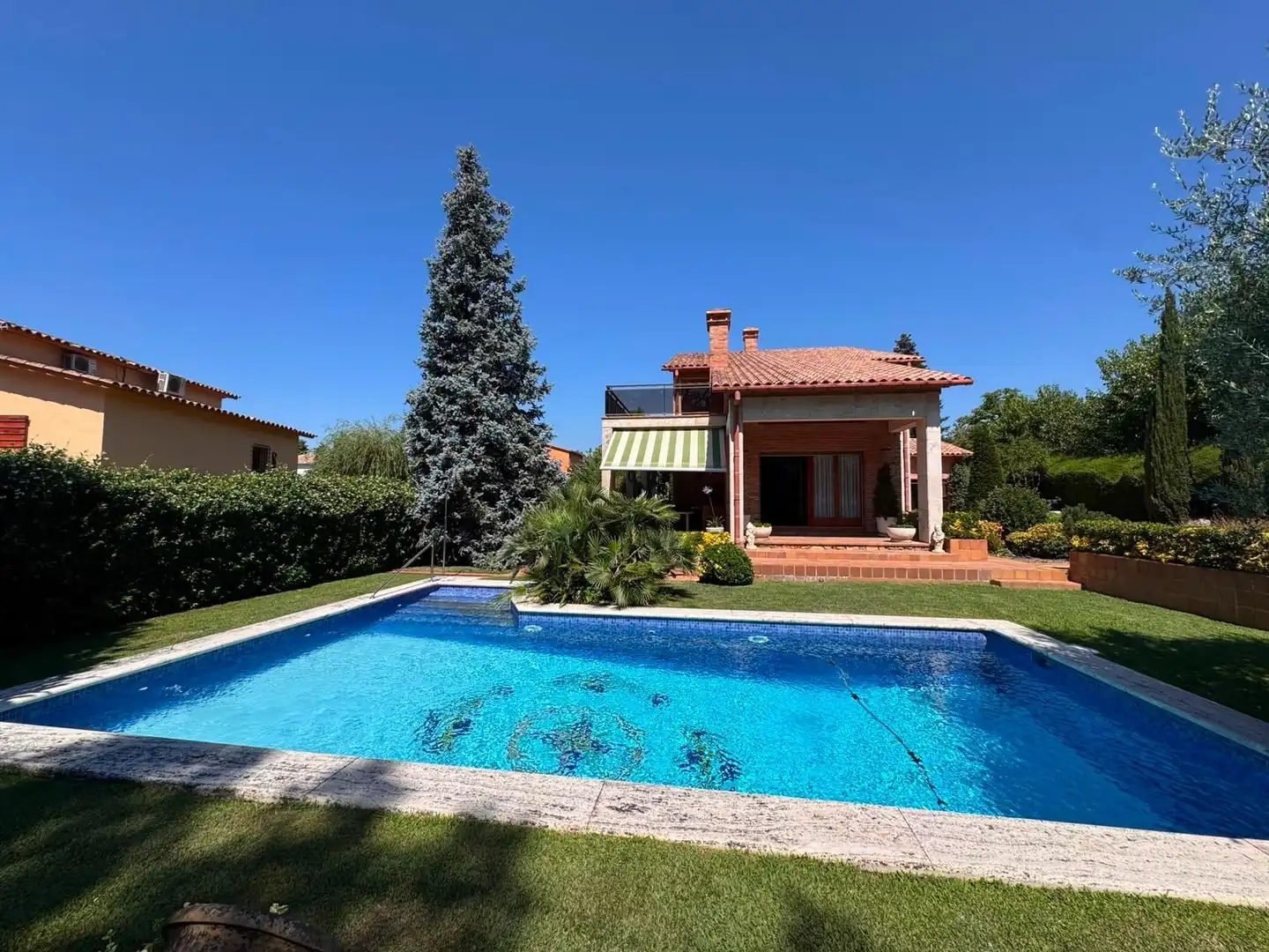 Piscina de Casa o chalet en venta en Santa Maria de Palautordera con Aire acondicionado, Calefacción y Jardín privado