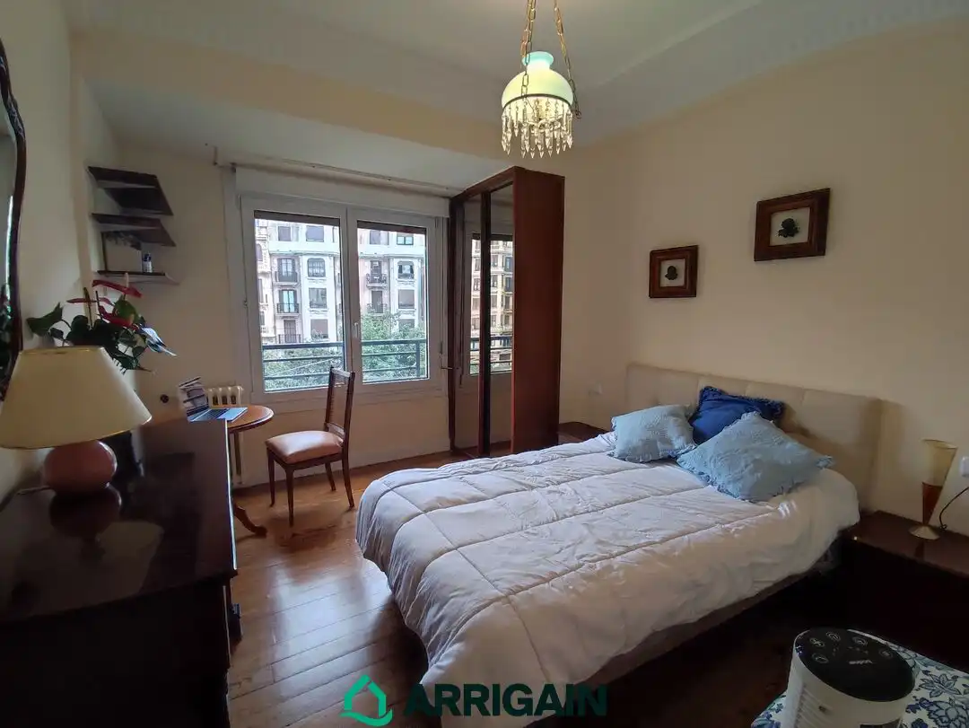 Piso de alquiler en Gros