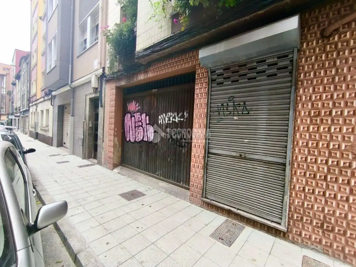 Local en venta en Gijón 