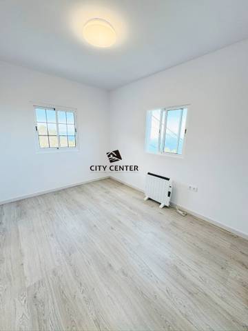 Casa adosada en Venta en Camino el Marengo en La Vega - El Amparo - Cueva del Viento