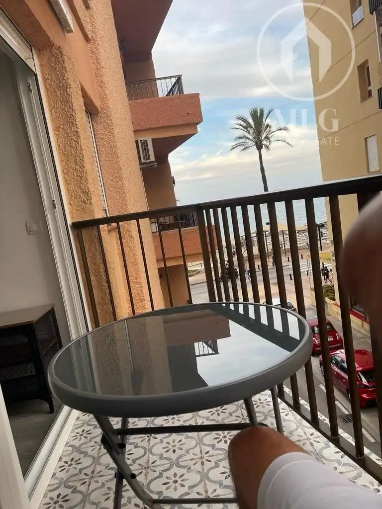 Terrasse von Wohnungen zum Verkauf in Fuengirola mit Klimaanlage, Heizung und Terrasse
