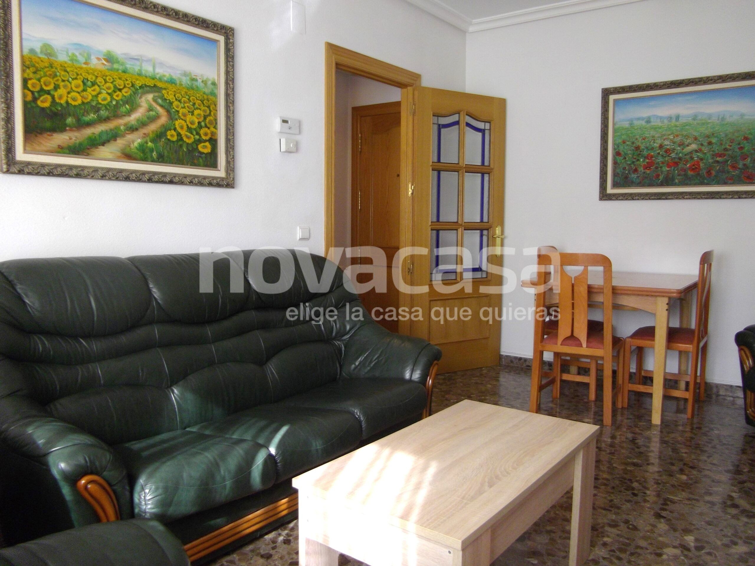 Sala d'estar de Apartament en venda en  Albacete Capital amb Calefacció, Traster i Balcó