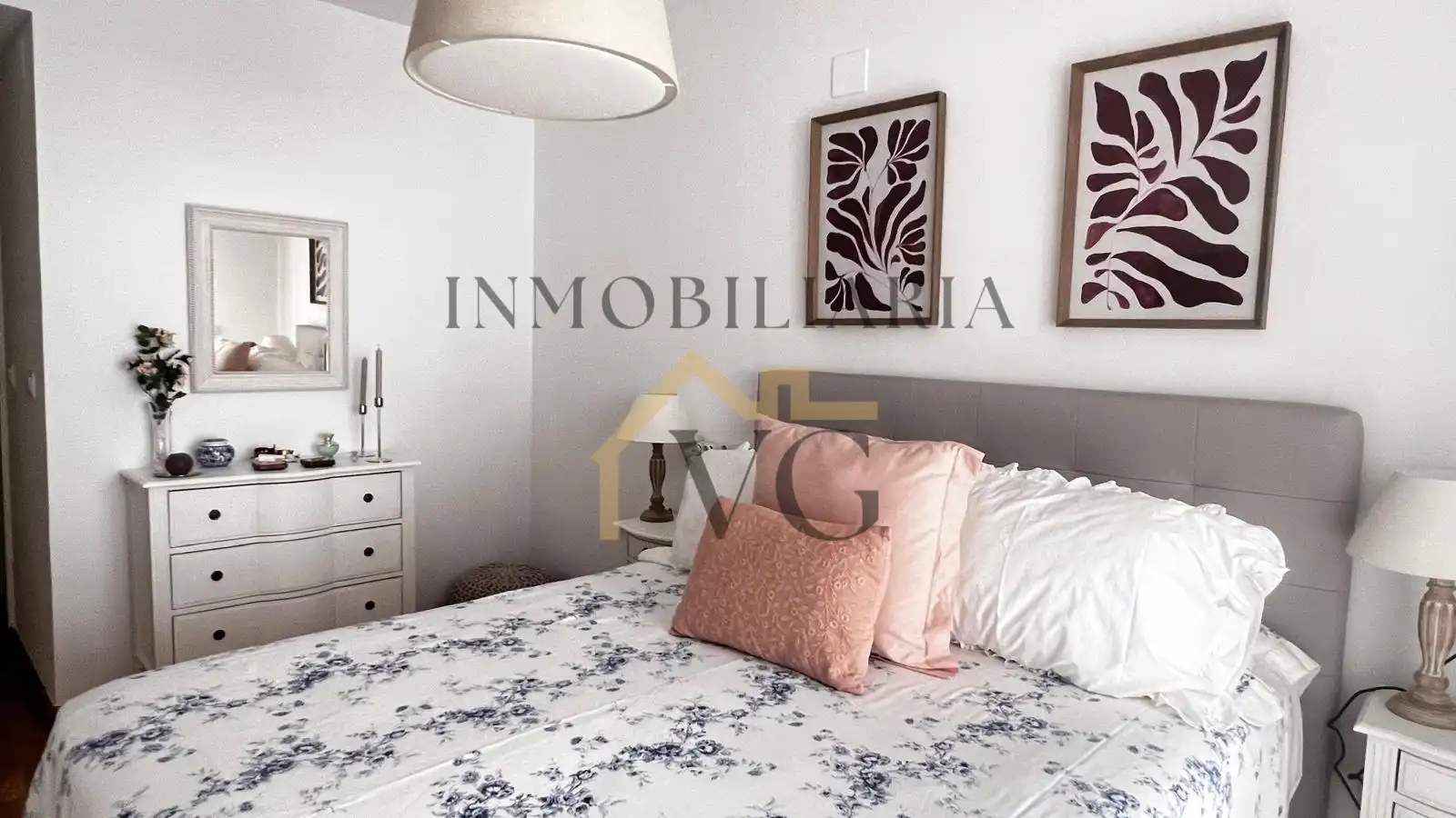 Bedroom of Flat for sale in Guillena  with Parquet flooring, Storage room and Swimming Pool