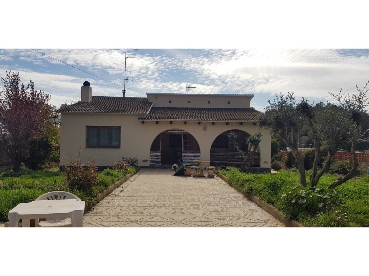 Exterior view of House or chalet for sale in Cabra del Camp  with Private garden and Swimming Pool