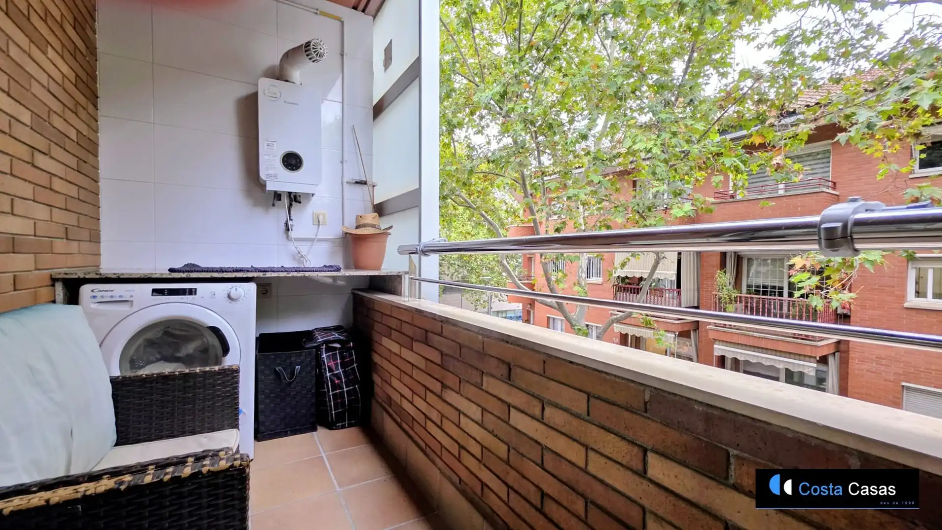Piso con terraza en venta en Centre