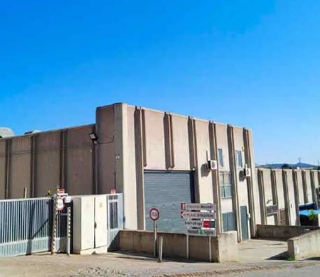 Nave industrial en Venta en C/ Géminis en Can Parellada