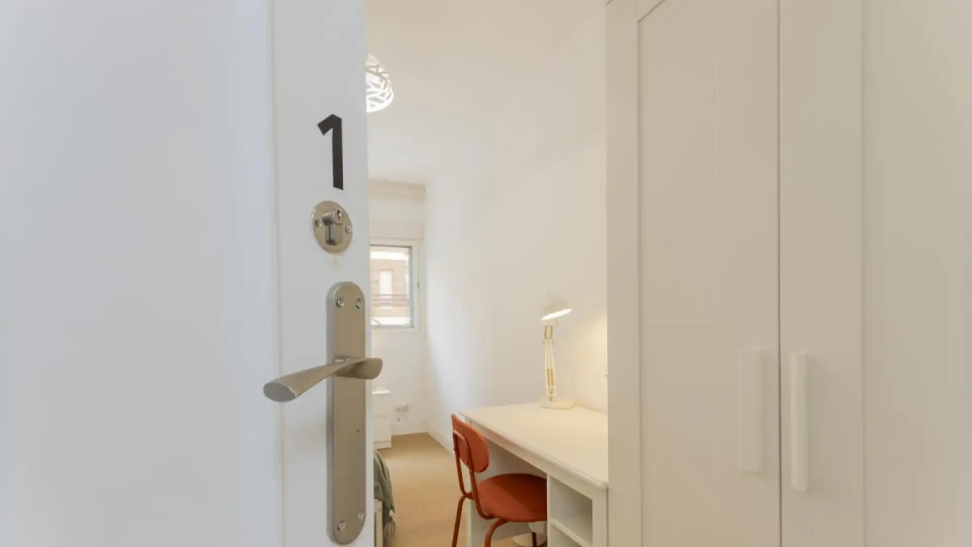 Apartments for share in  Valencia Capital  with Heating, Furnished and Oven