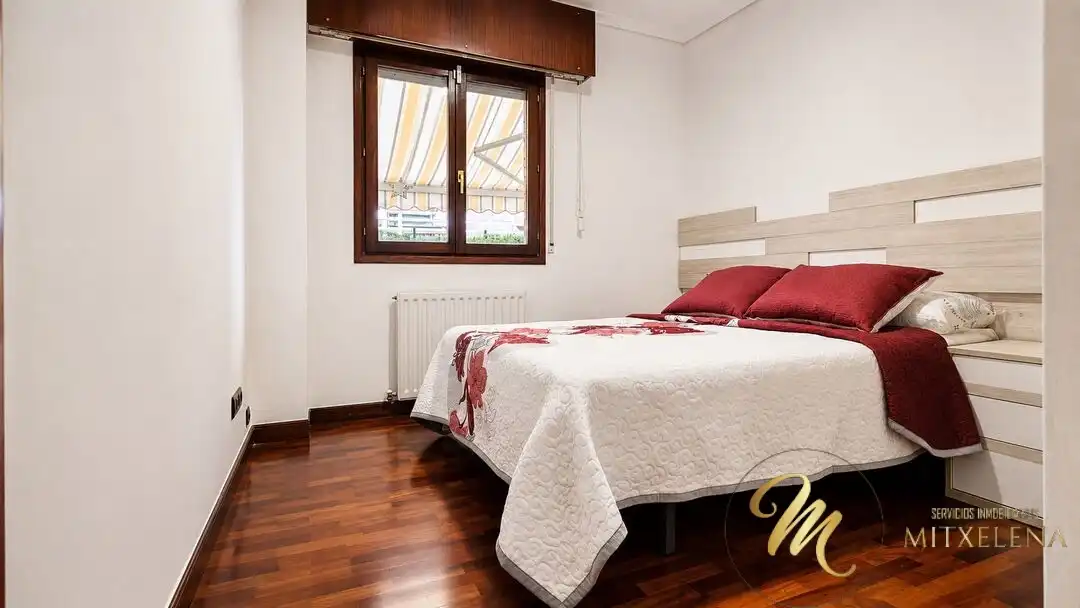 Schlafzimmer von Wohnung zum Verkauf in Leioa mit Heizung, Privatgarten und Terrasse