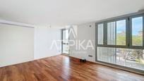Bedroom of Flat for sale in  Barcelona Capital  with Air Conditioner, Parquet flooring and Storage room